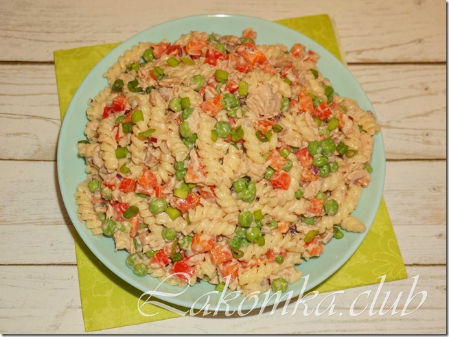 салат с макаронами и тунцом (2)